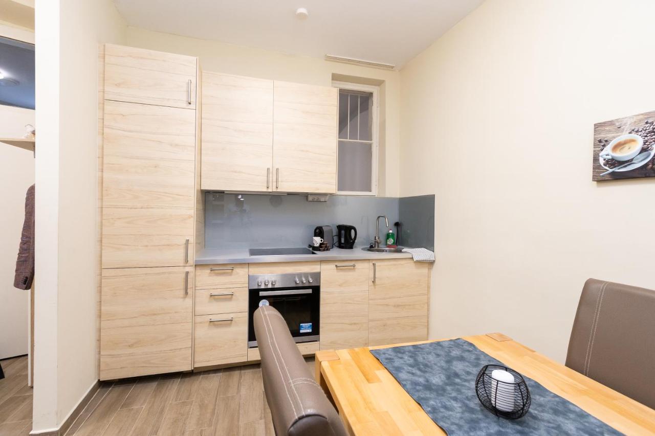 Comfortable Romantic 1 Bedroom Apartment Near Augarten Vienna Exterior photo
